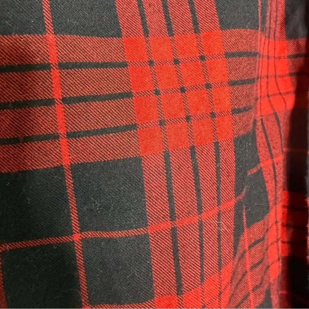 J.Crew Slim Fit Flannel Shirt Men’s Medium Red Black Plaid 100% Cotton